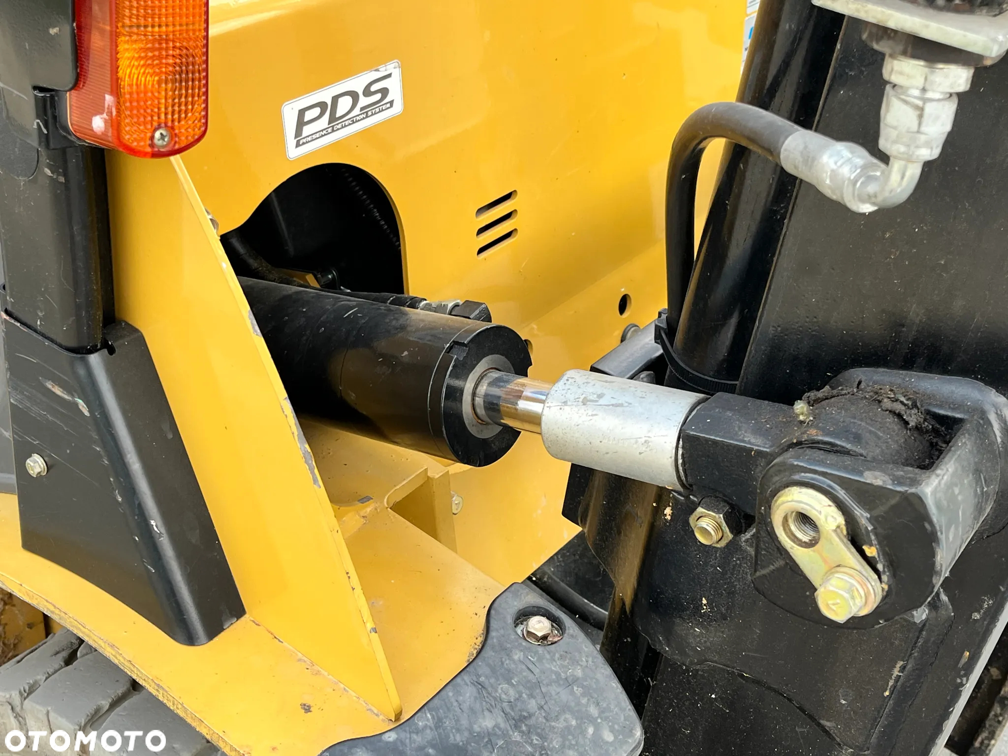 Caterpillar GP20N - 11