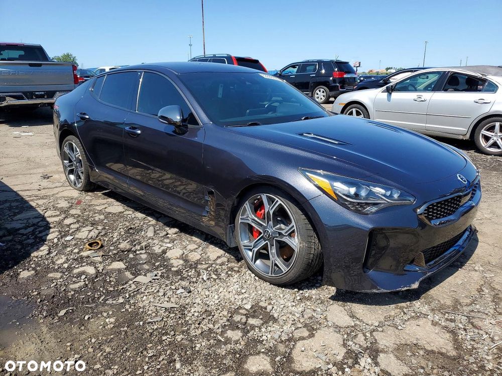 Kia Stinger 3.3 T-GDI V6 GT AWD - 4