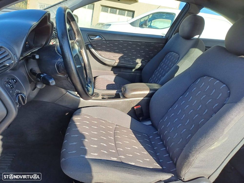 Mercedes-Benz C 220 CDI - 4
