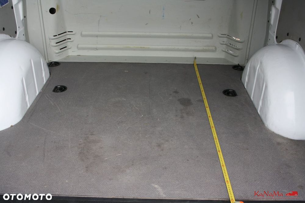 Mercedes-Benz VITO - 17