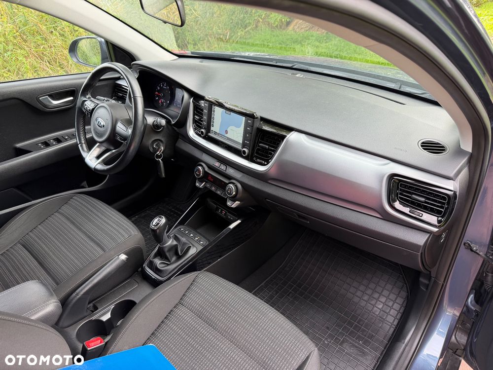 Kia Stonic - 12