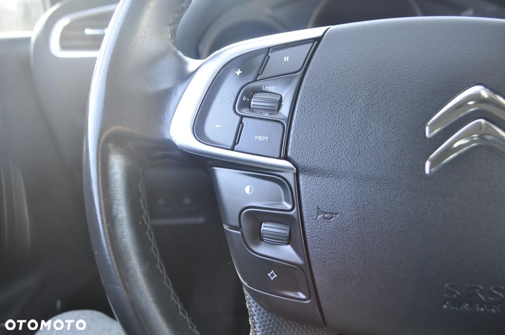 Citroën C4 VTi 120 Attraction - 13