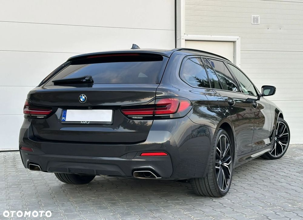 BMW Seria 5 530d xDrive M Sport Edition - 11