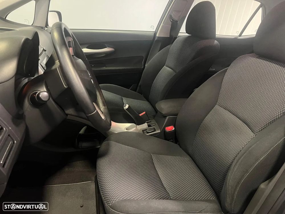 Toyota Auris 1.4 VVT-i AC - 11