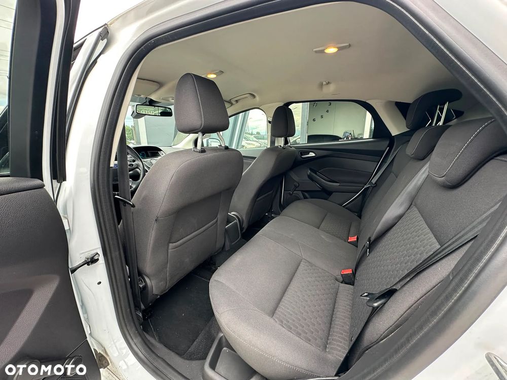 Ford Focus - 15