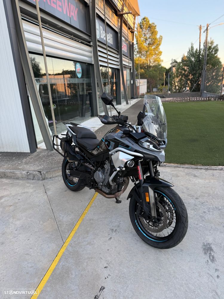 CF Moto 800MT - 10