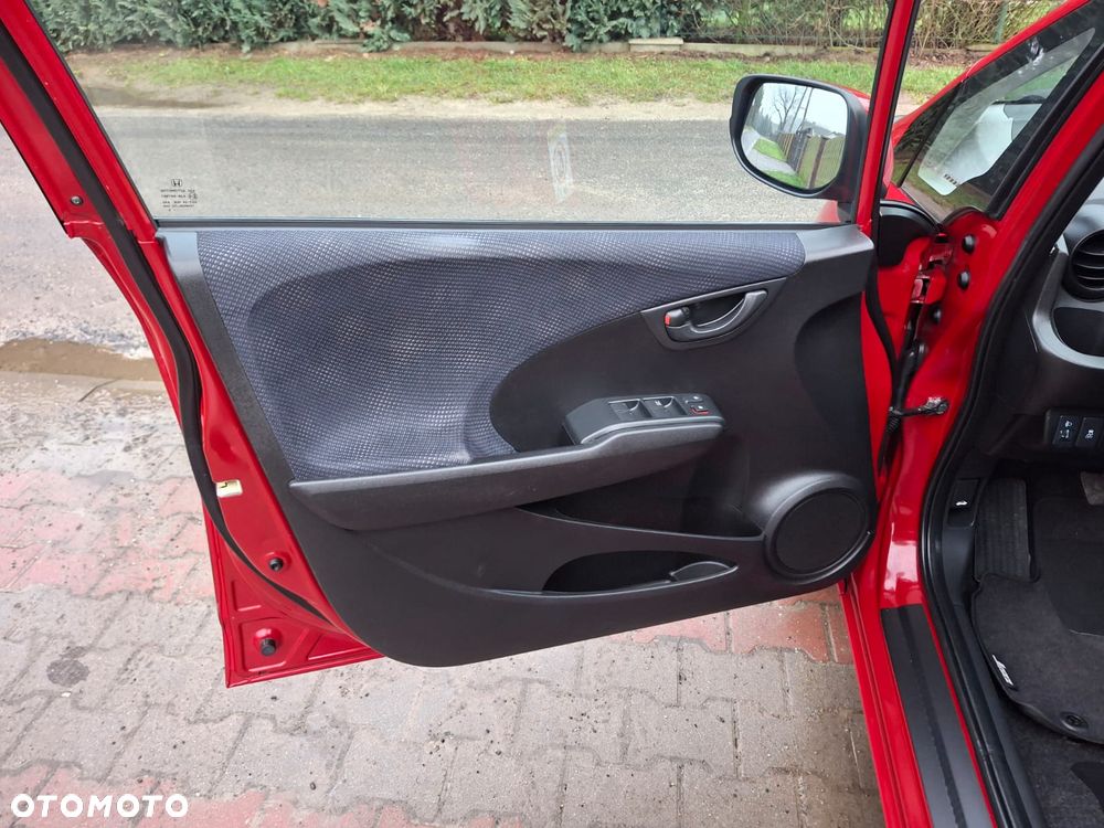 Honda Jazz ver-1-4-i--vtec-elegance - 26