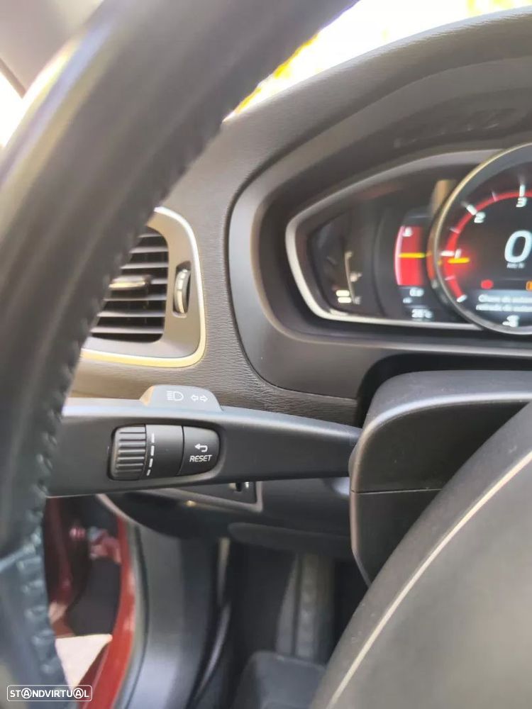 Volvo V40 1.6 D2 Eco Kinetic - 27