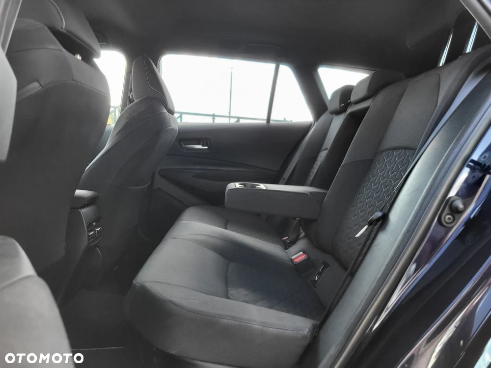 Toyota Corolla - 18