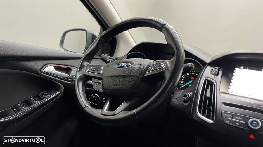 Ford Focus SW 1.5 TDCi Titanium - 39