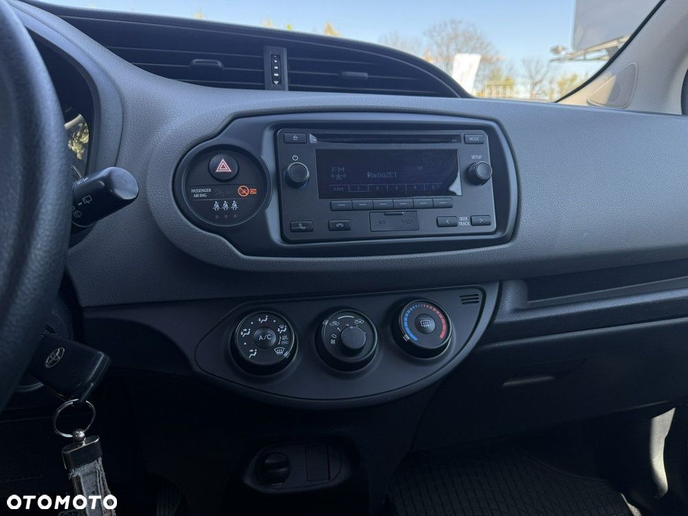 Toyota Yaris 1.5 Active - 19