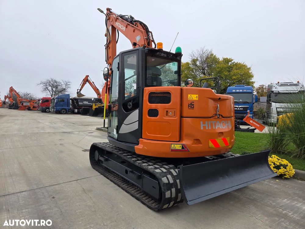 Hitachi ZX85, 2021, 4.088h, CUPLA RAPIDA+3 CUPE NOI, Senile CAUCIUC 90% ok, Inst hidr de picon pe bratele de excavare, A doua inst hidr pe bratele de excavare, Ad sapare 5m, ridica 4,5t, camera spate, 8.650kg, leasing 4 ani-6.500lei/luna, PROMOTIE 56.900 EUR - 4