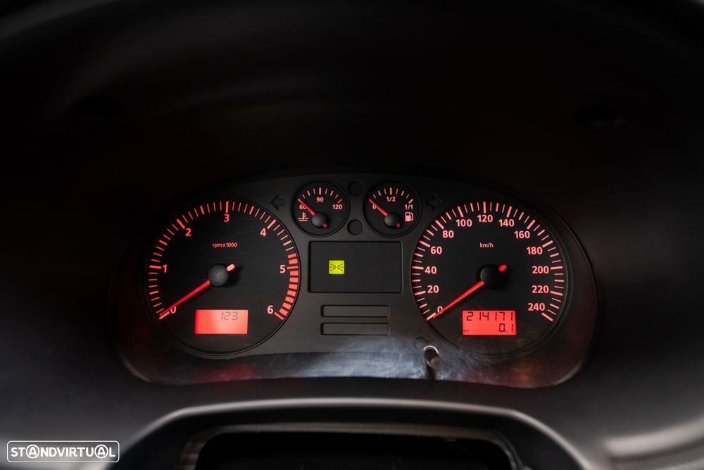 SEAT Leon 1.9 TDI Confort AC+JE - 12