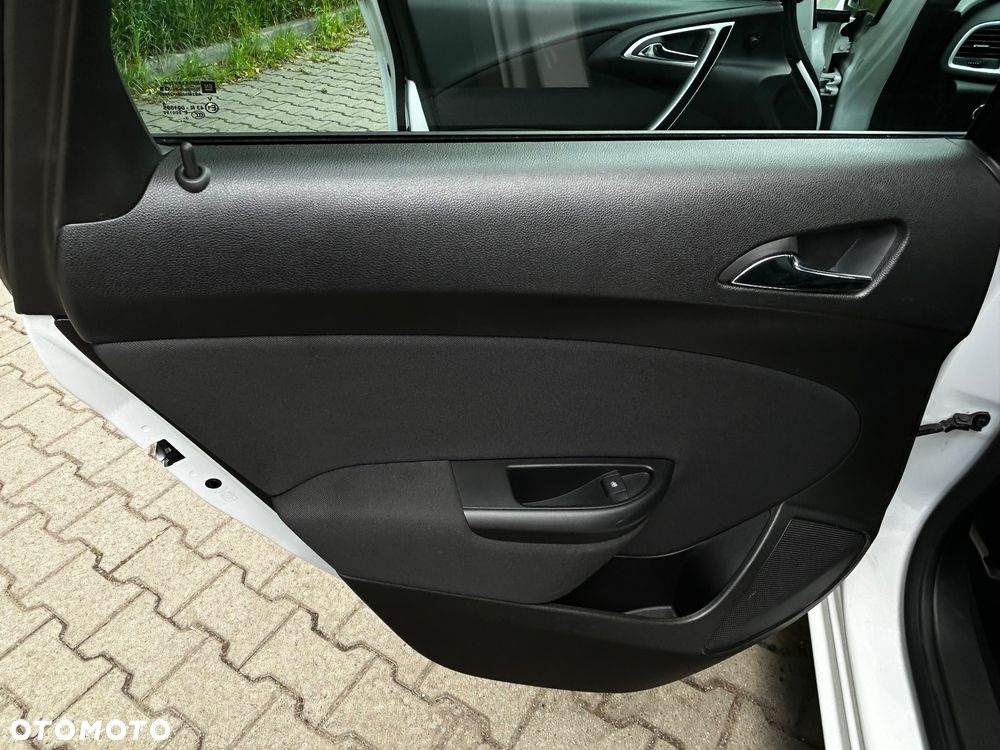 Opel Astra 1.4 Turbo Style - 16