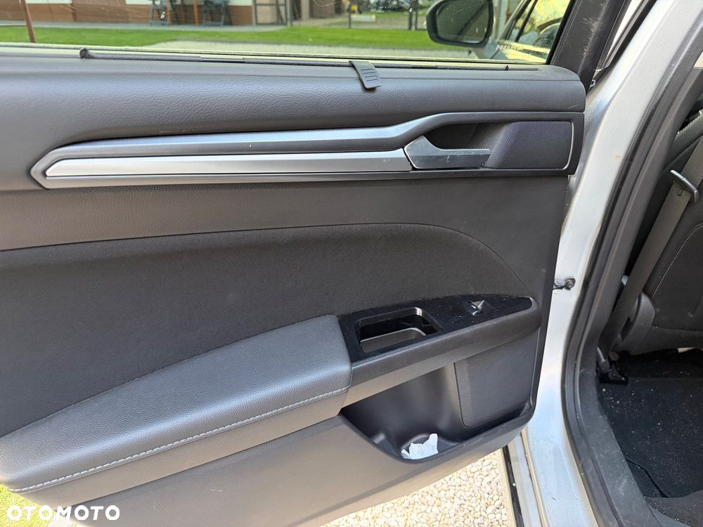 Ford Mondeo 2.0 TDCi Allrad Business Edition - 12