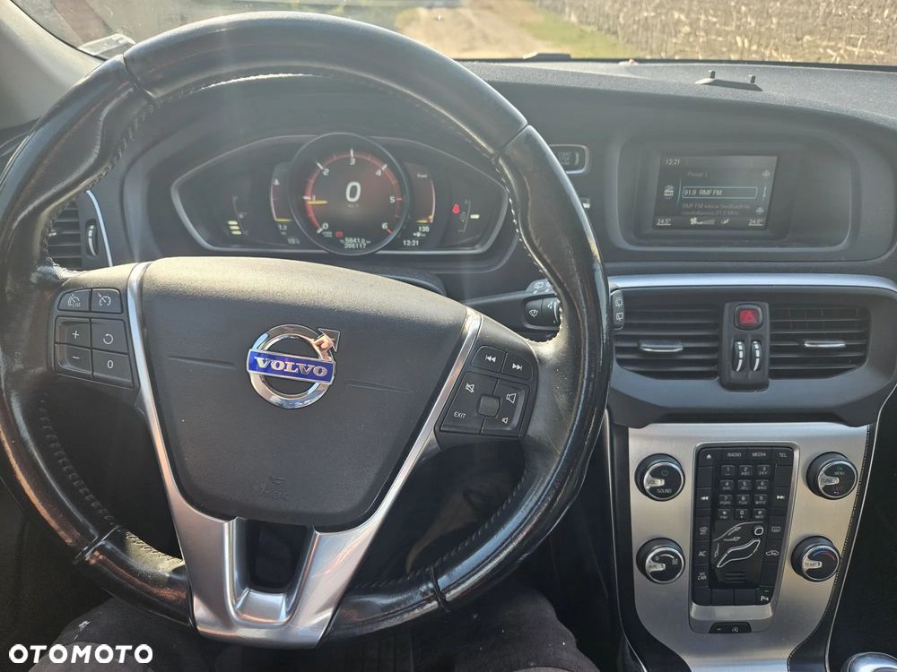 Volvo V40 D2 - 2
