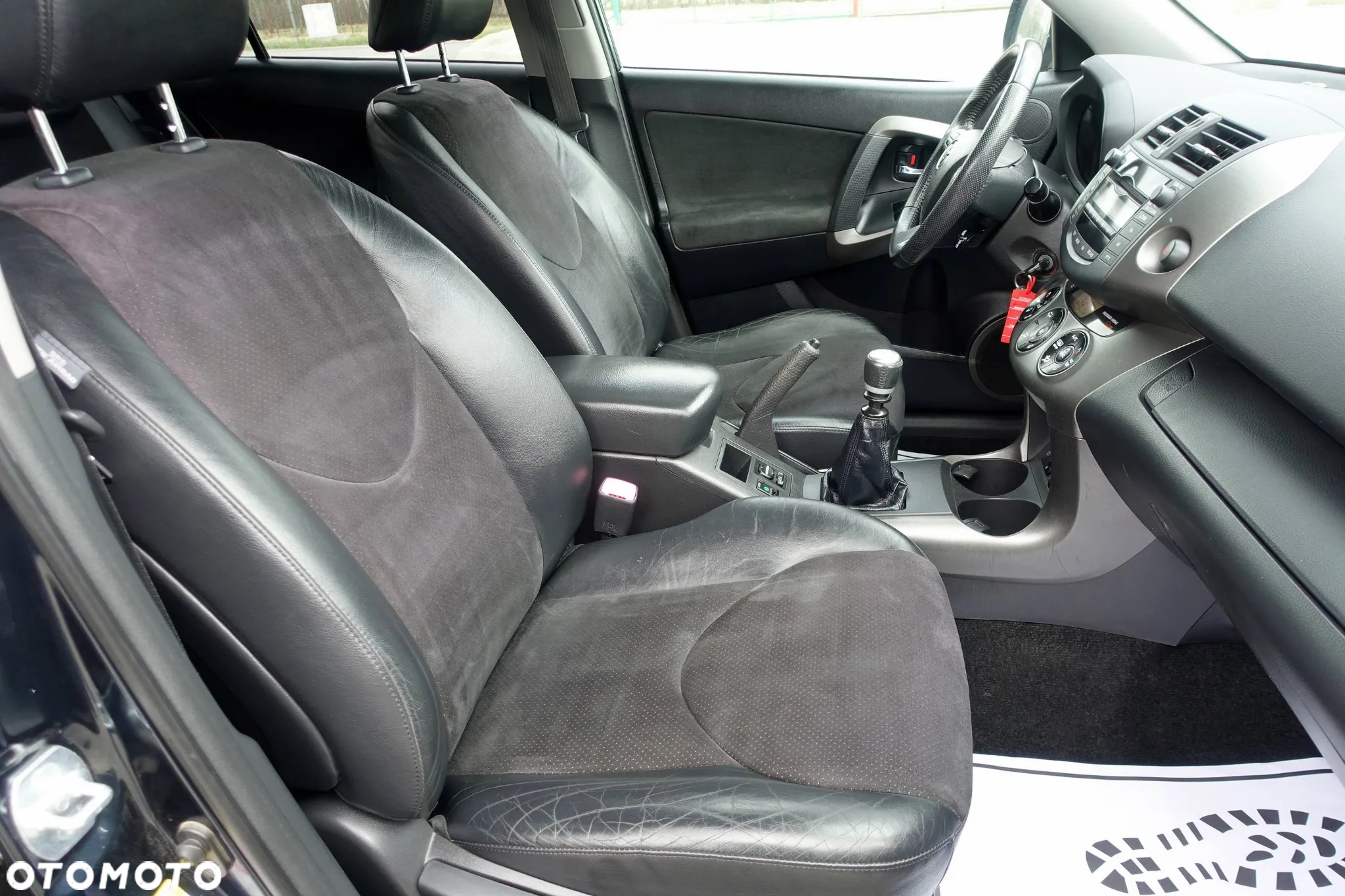 Toyota RAV4 2.2 D-4D 4x4 Life - 14