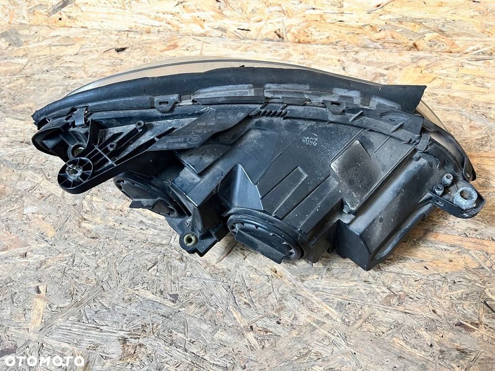 LAMPA reflektor LEWY PRZÓD Mercedes C-klasa W204 LIFT UK - 4