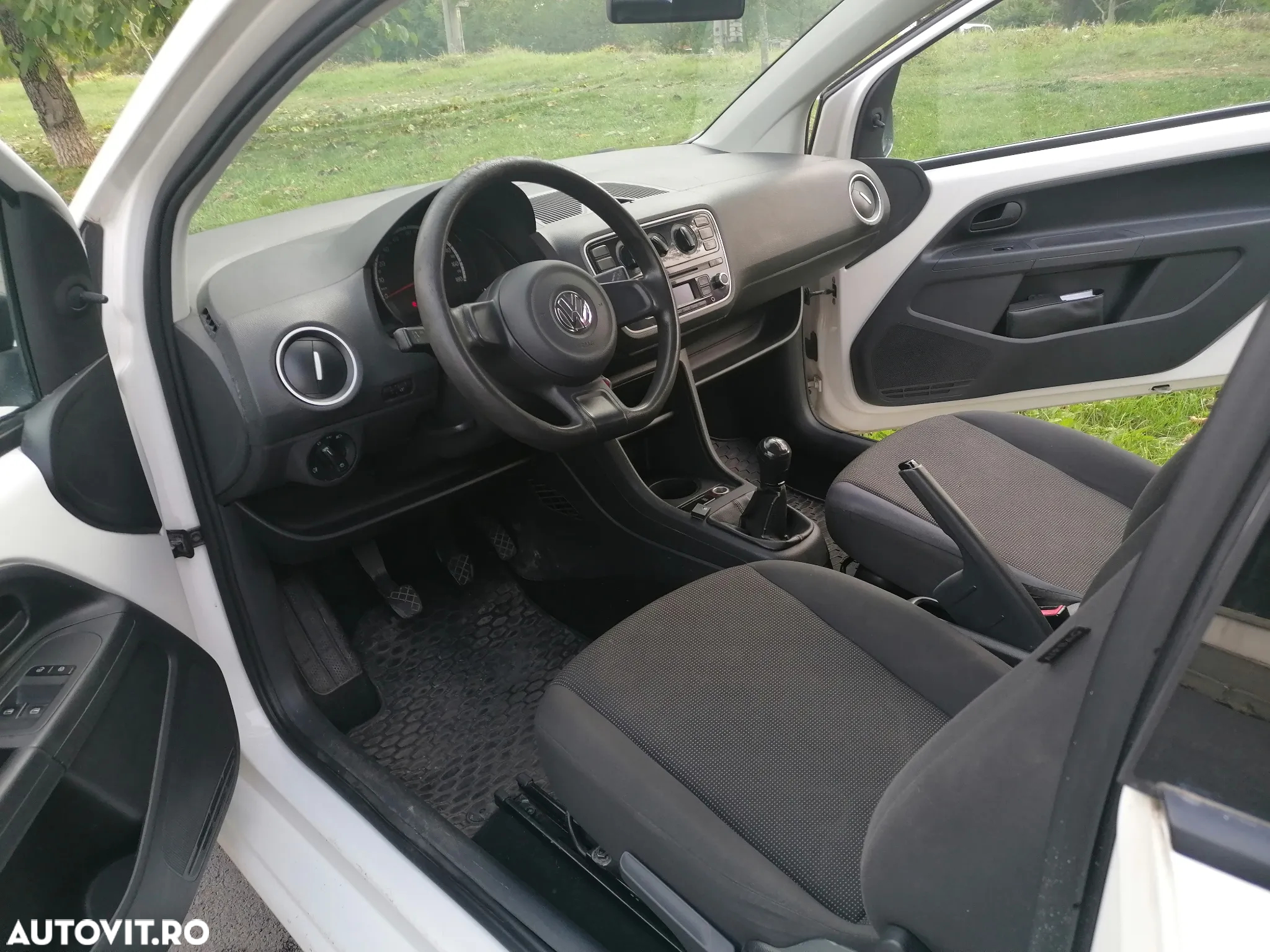 Volkswagen up! 1.0 White - 4