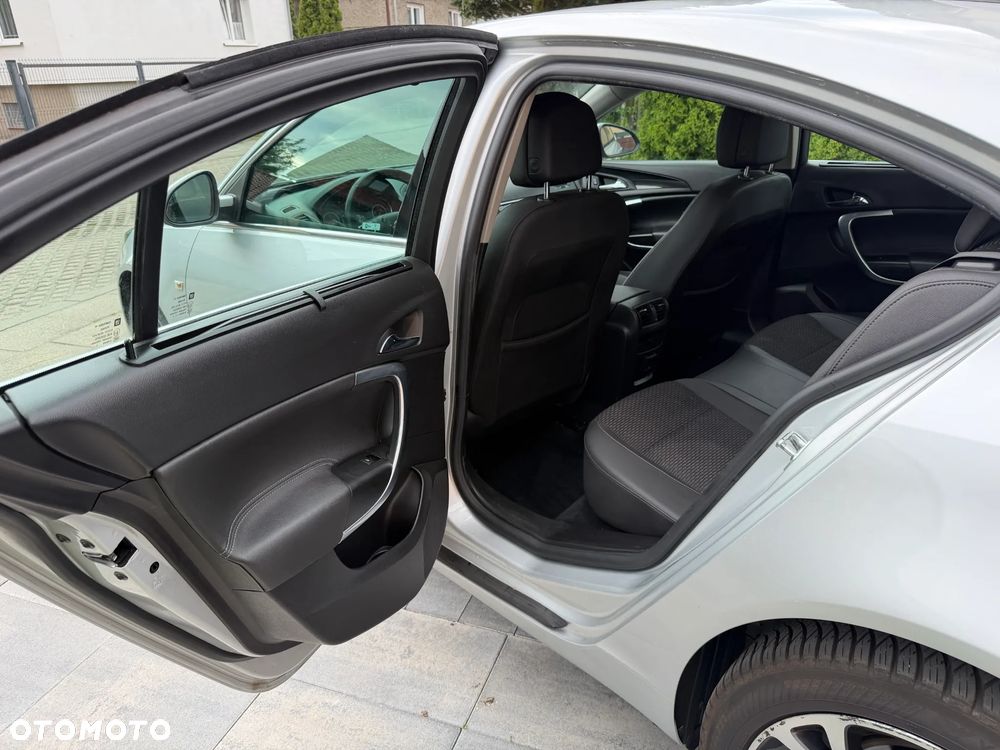 Opel Insignia 1.4 T Cosmo S&S - 20