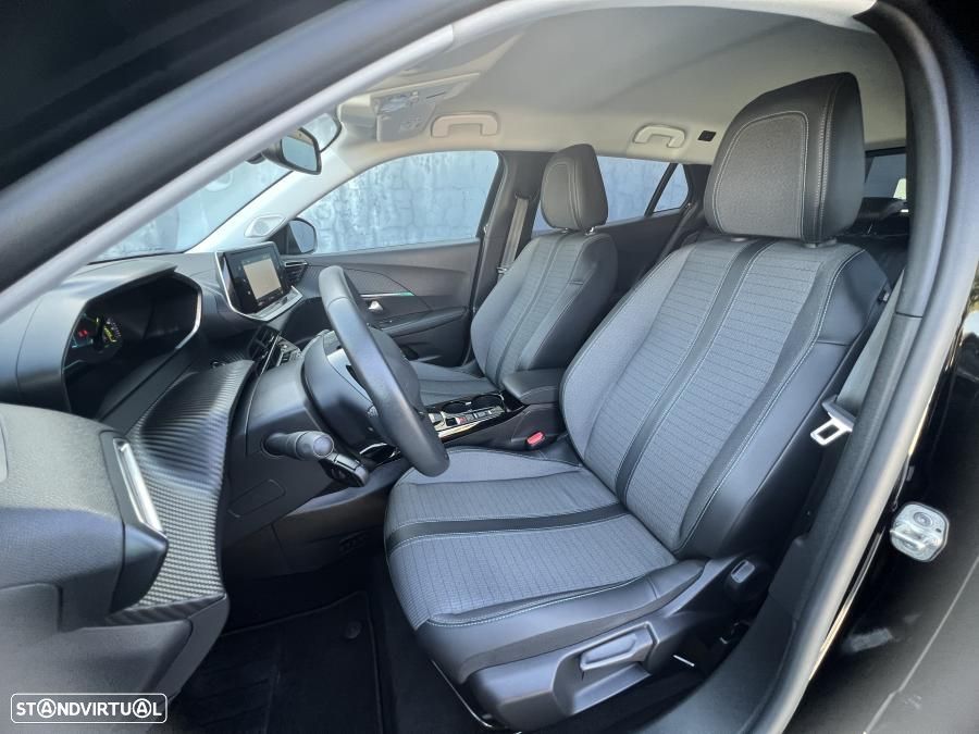 Peugeot e-2008 50 kWh Allure Pack - 17