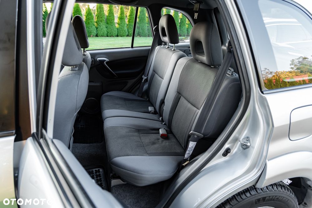 Toyota RAV4 4x4 - 19