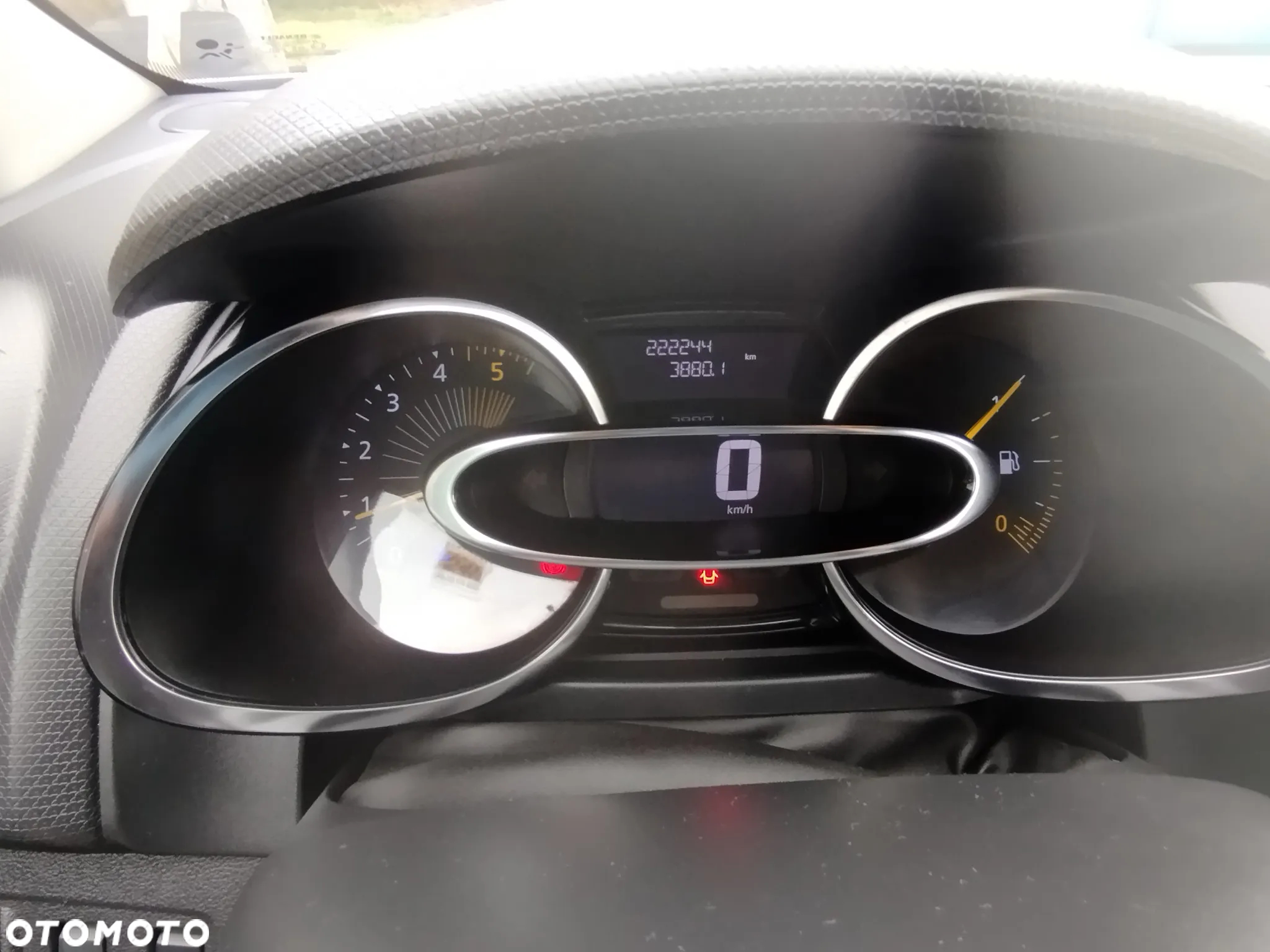 Renault Clio - 8