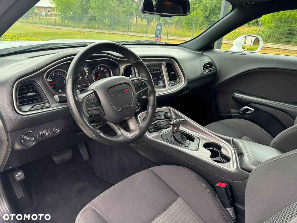 Dodge Challenger 3.6 SXT - 11