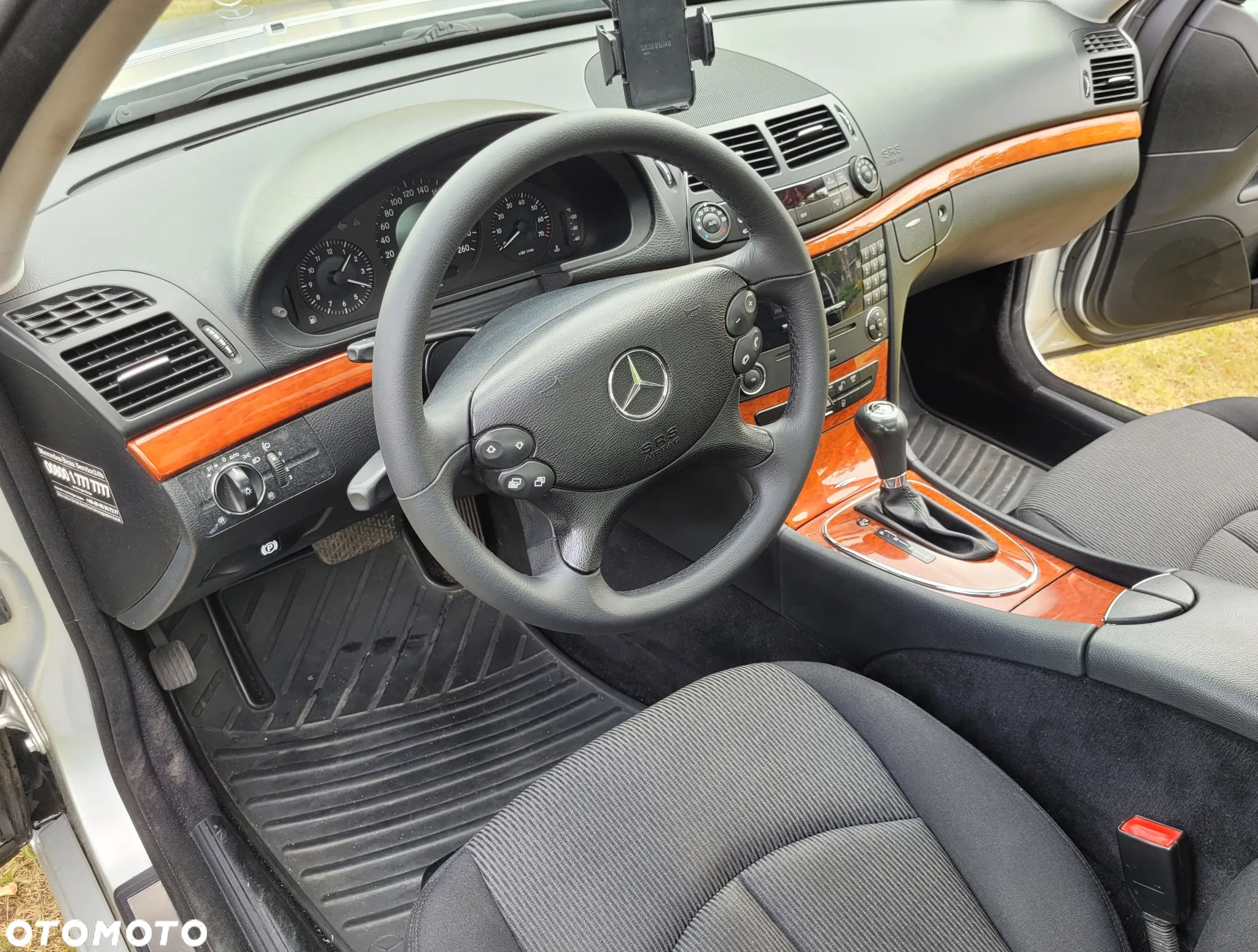 Mercedes-Benz Klasa E - 18