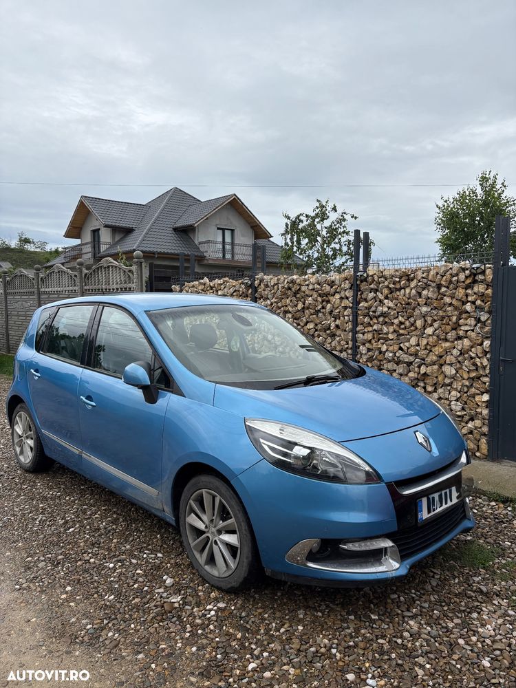 Renault Scenic - 1
