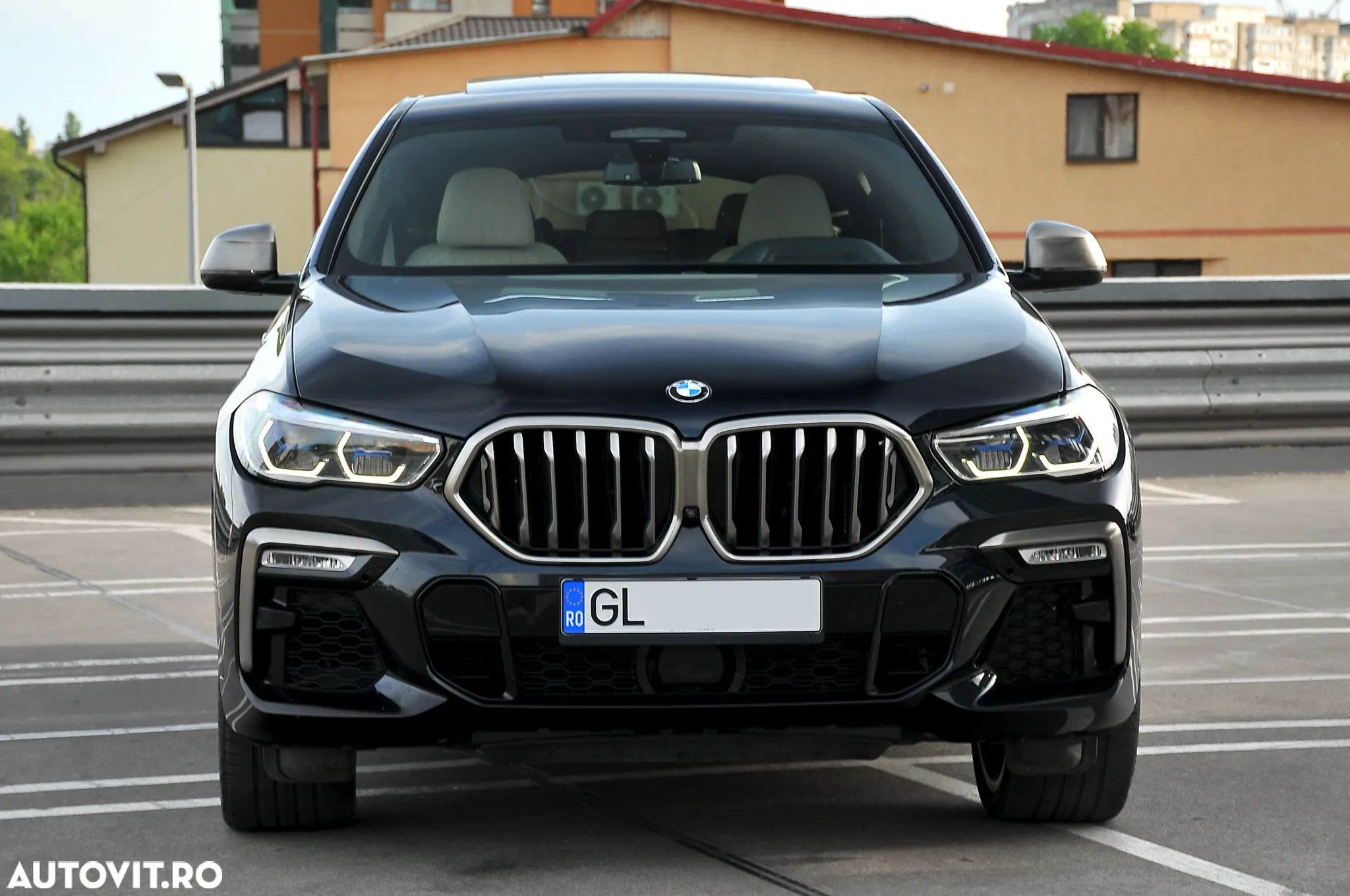 BMW X6 M M50i - 9