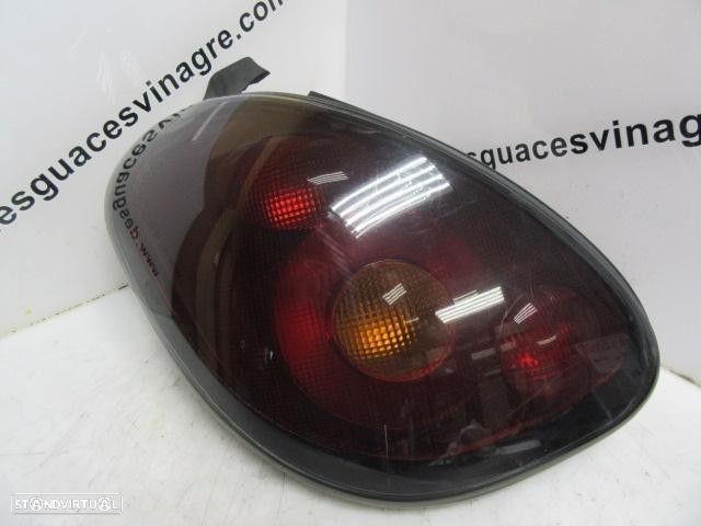 FAROLIM TRASEIRO ESQUERDO FIAT BRAVO 1.6 G - 1