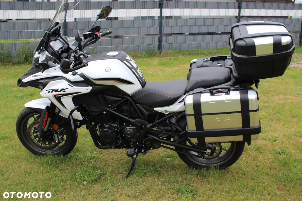 Benelli TRK 502 - 9