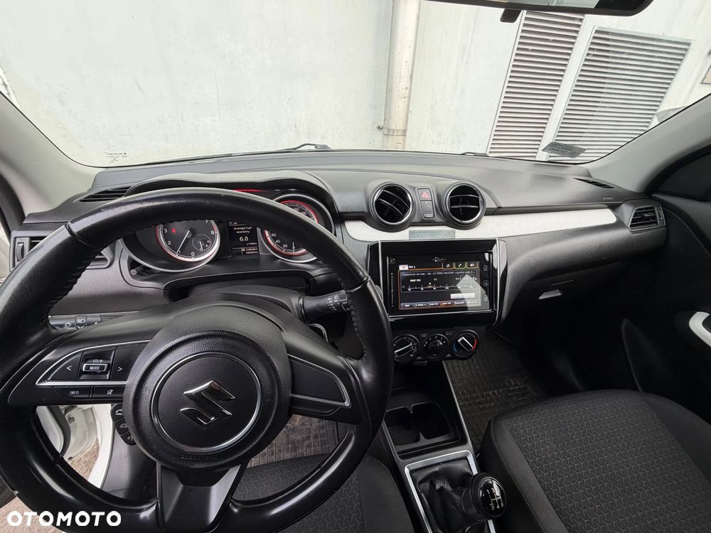 Suzuki Swift - 6