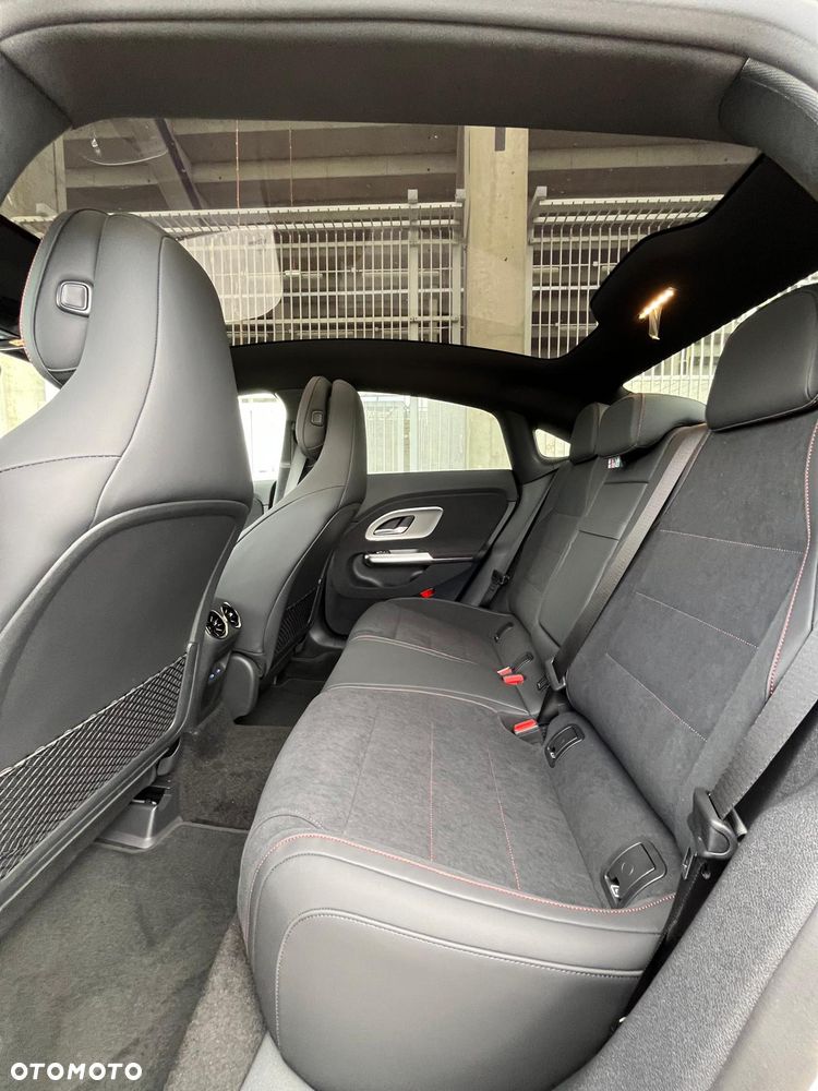 Mercedes-Benz CLA - 18