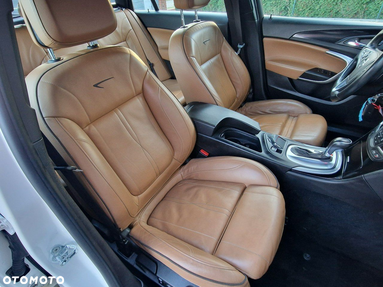 Opel Insignia - 15