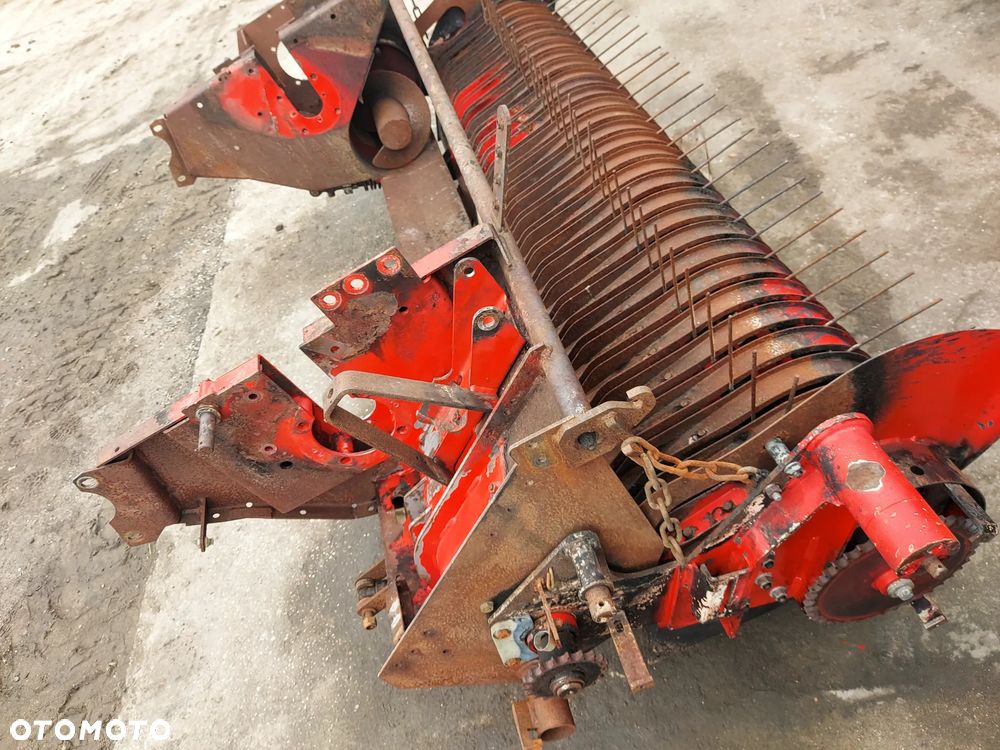 Podbieracz 1741520105 prasa Lely Welger RP545