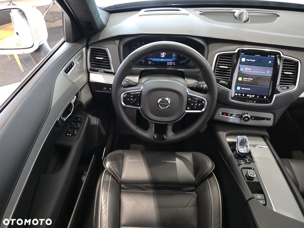 Volvo XC 90 - 13