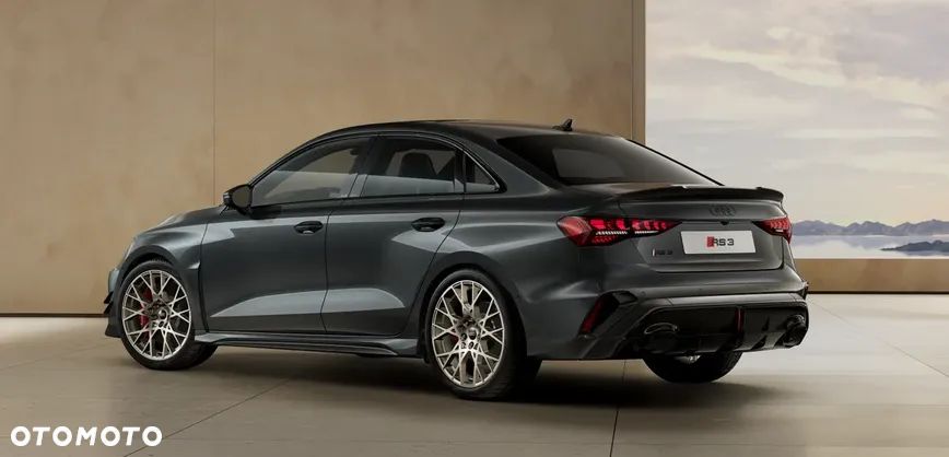 Audi RS3 Limousine - 3