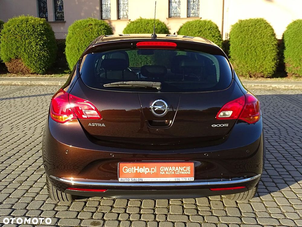 Opel Astra 1.4 Turbo Cosmo - 24