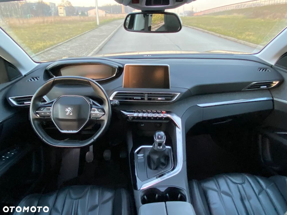 Peugeot 3008 BlueHDi 120 Stop & Start Allure - 24