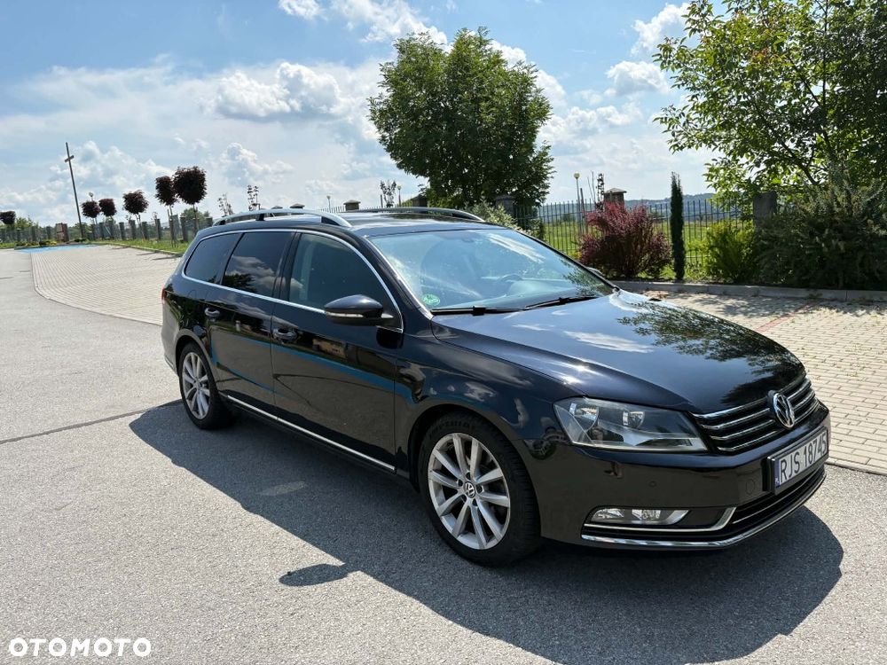 Volkswagen Passat - 4