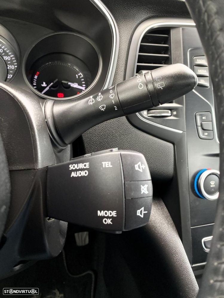 Renault Mégane Sport Tourer 1.5 Blue dCi Zen - 12