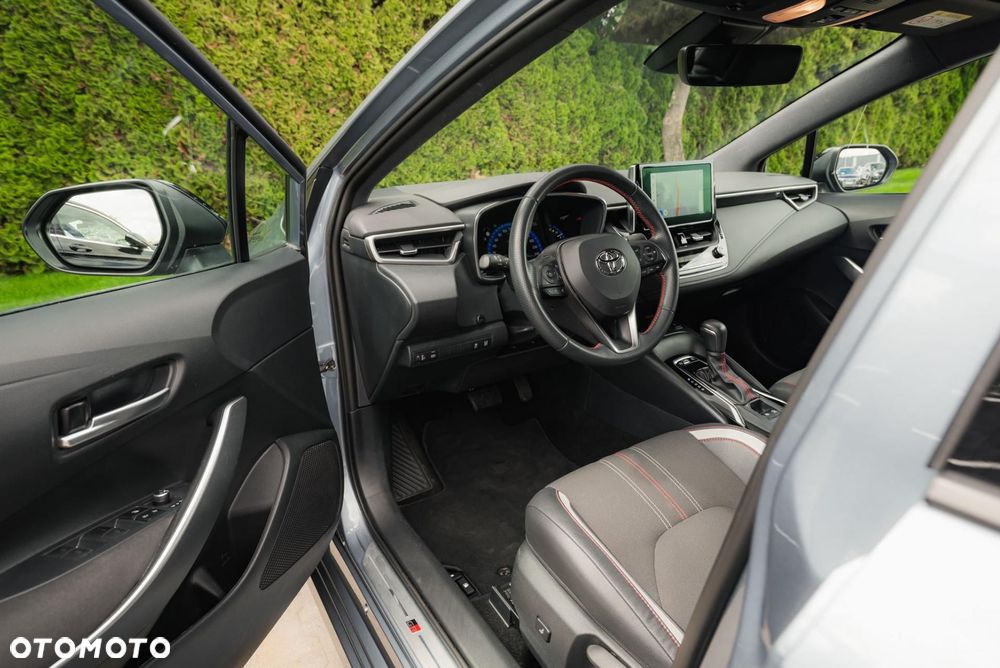 Toyota Corolla - 10