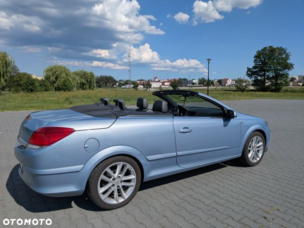 Opel Astra 1.8 Cosmo - 5