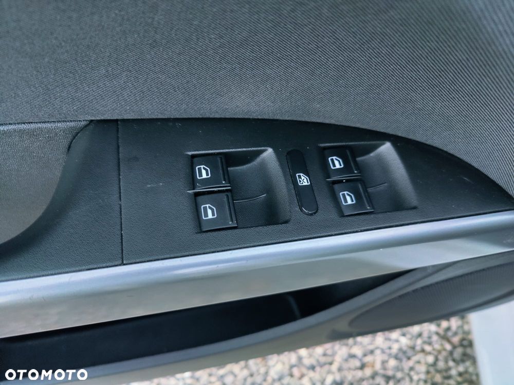 Seat Leon 2.0 TDI DPF Style Copa - 17