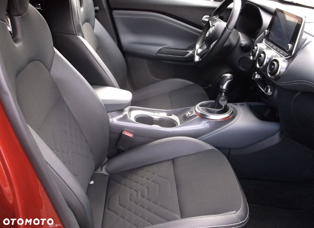 Nissan Juke 1.0 DIG-T Tekna - 14