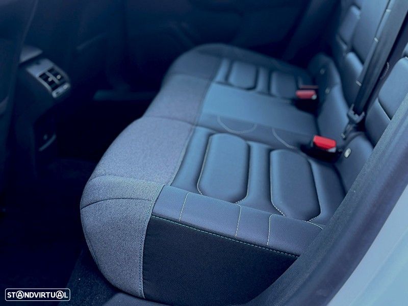 Citroën C4 1.2 Hybrid Plus e-DSC6 - 19