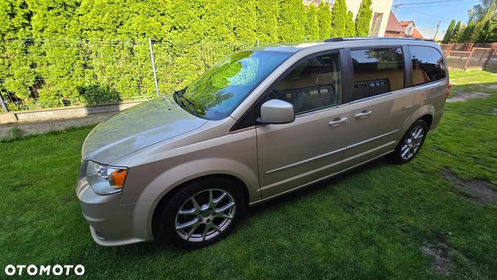 Dodge Grand Caravan 3.6 R/T - 1