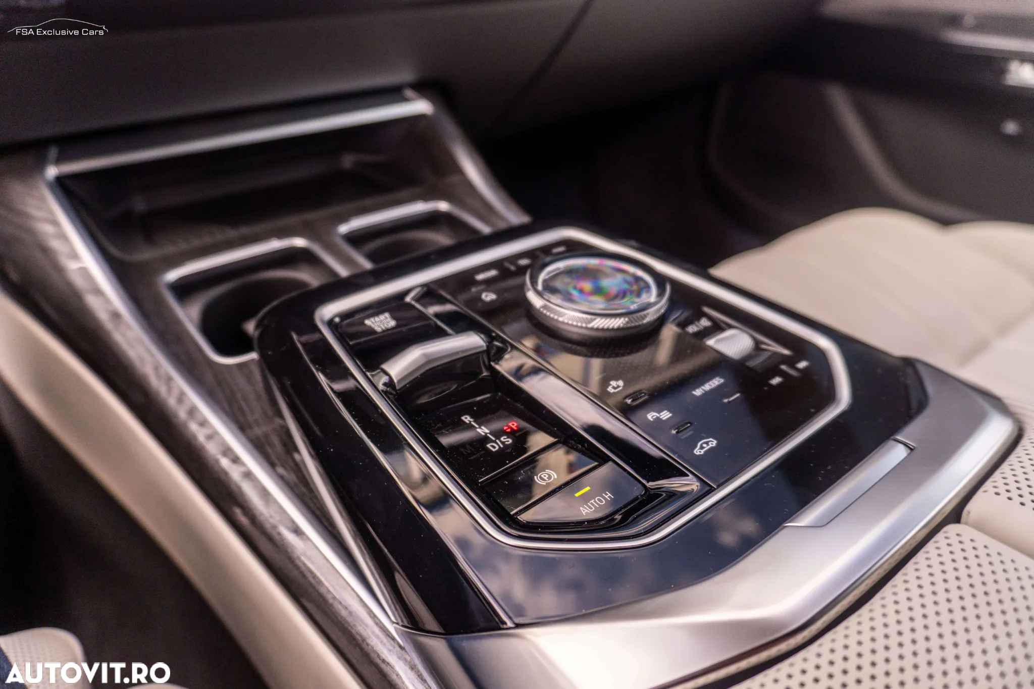 BMW M7 M760e xDrive - 27